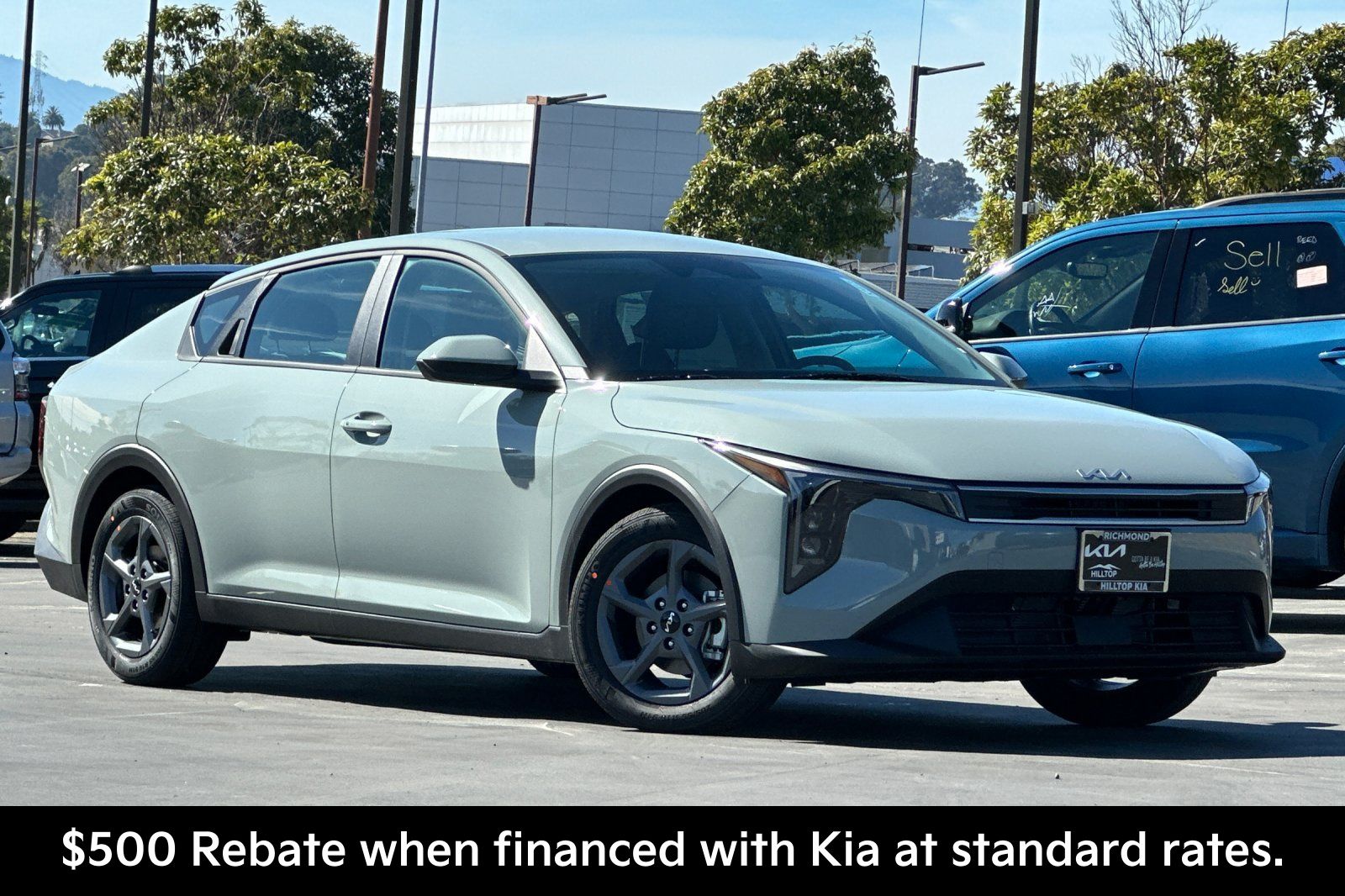 View vehicle photo 2