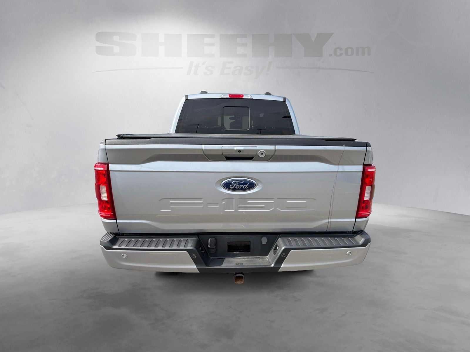 Certified Used 2023 Iconic Silver Metallic Ford XLT image 17