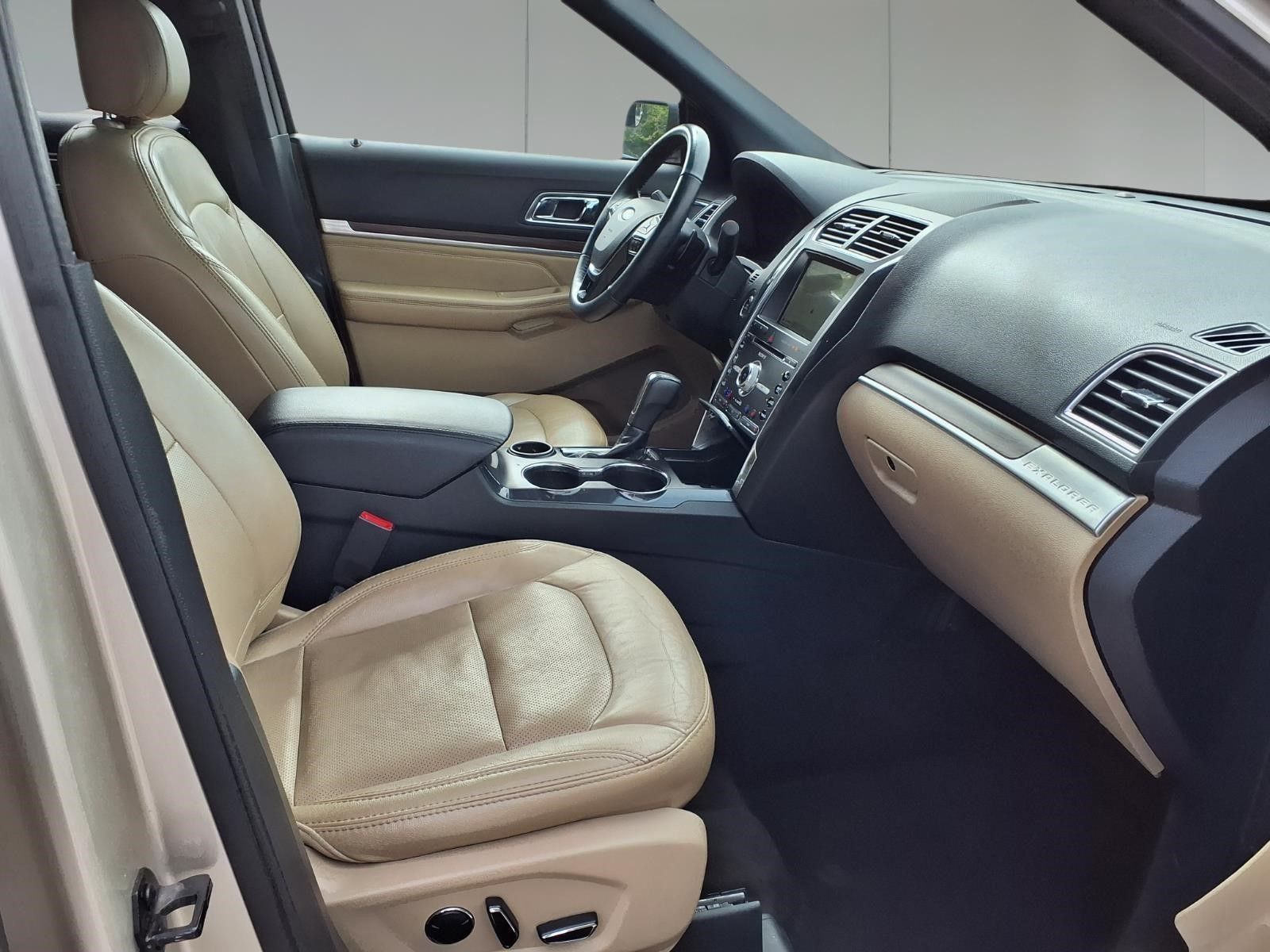 2017 Ford Explorer Limited Gold at Bayway Cadillac of The Woodlands