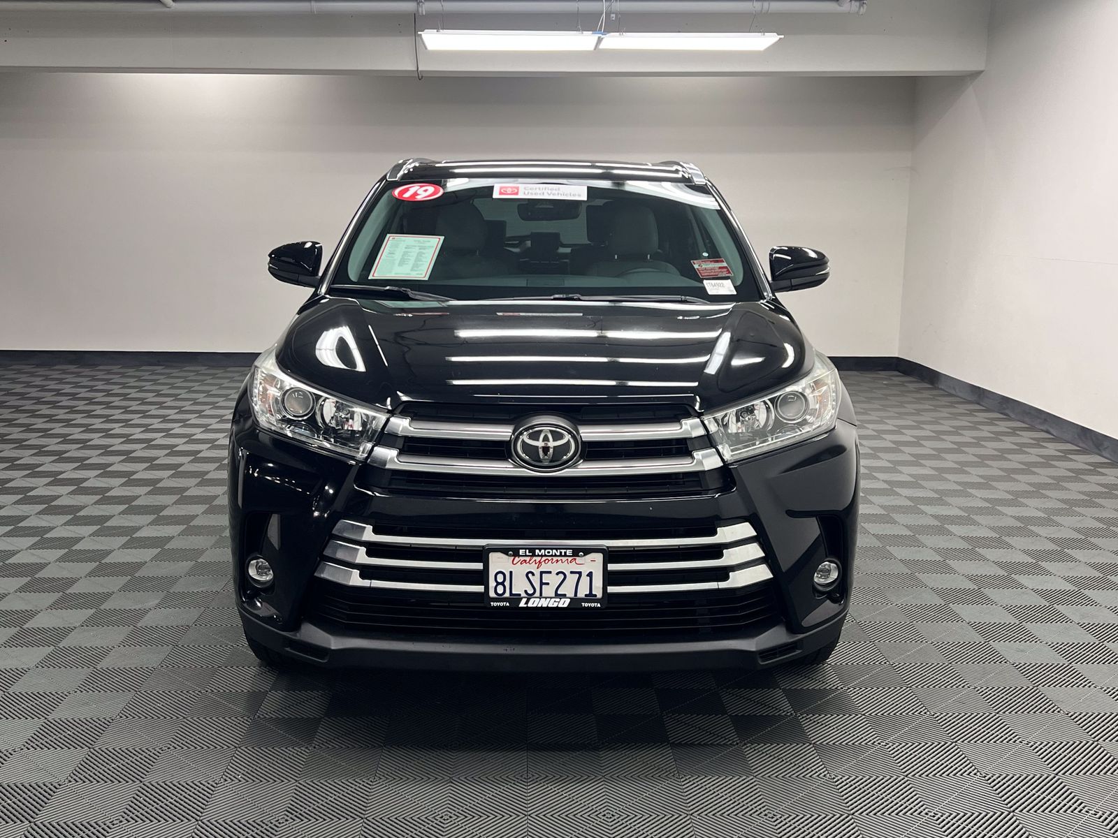 used 2019 Toyota Highlander car, priced at $27,988