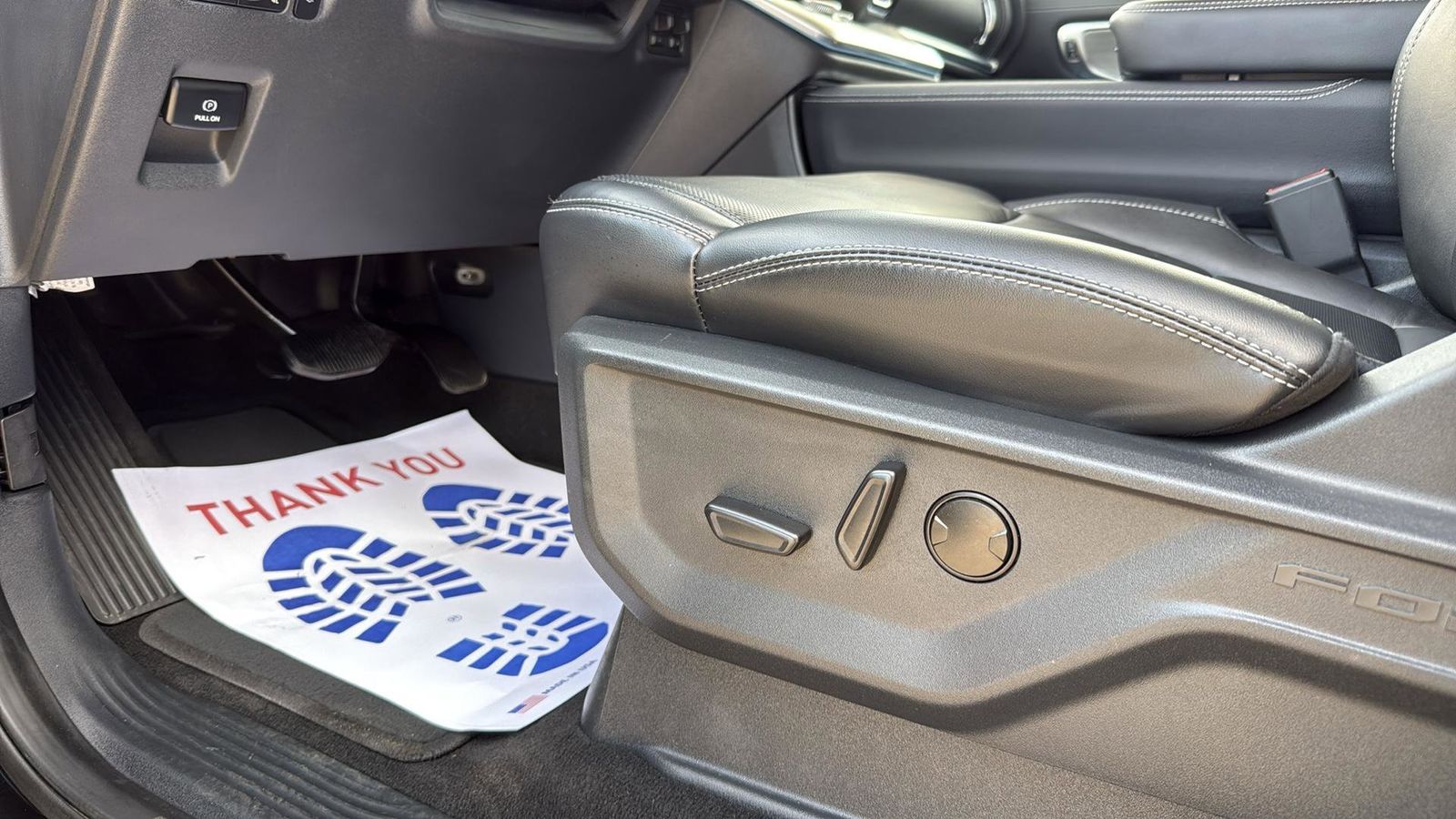 Used Car 2025 Ford Expedition Max  Platinum For Sale Under $80,000 In Austin, Texas