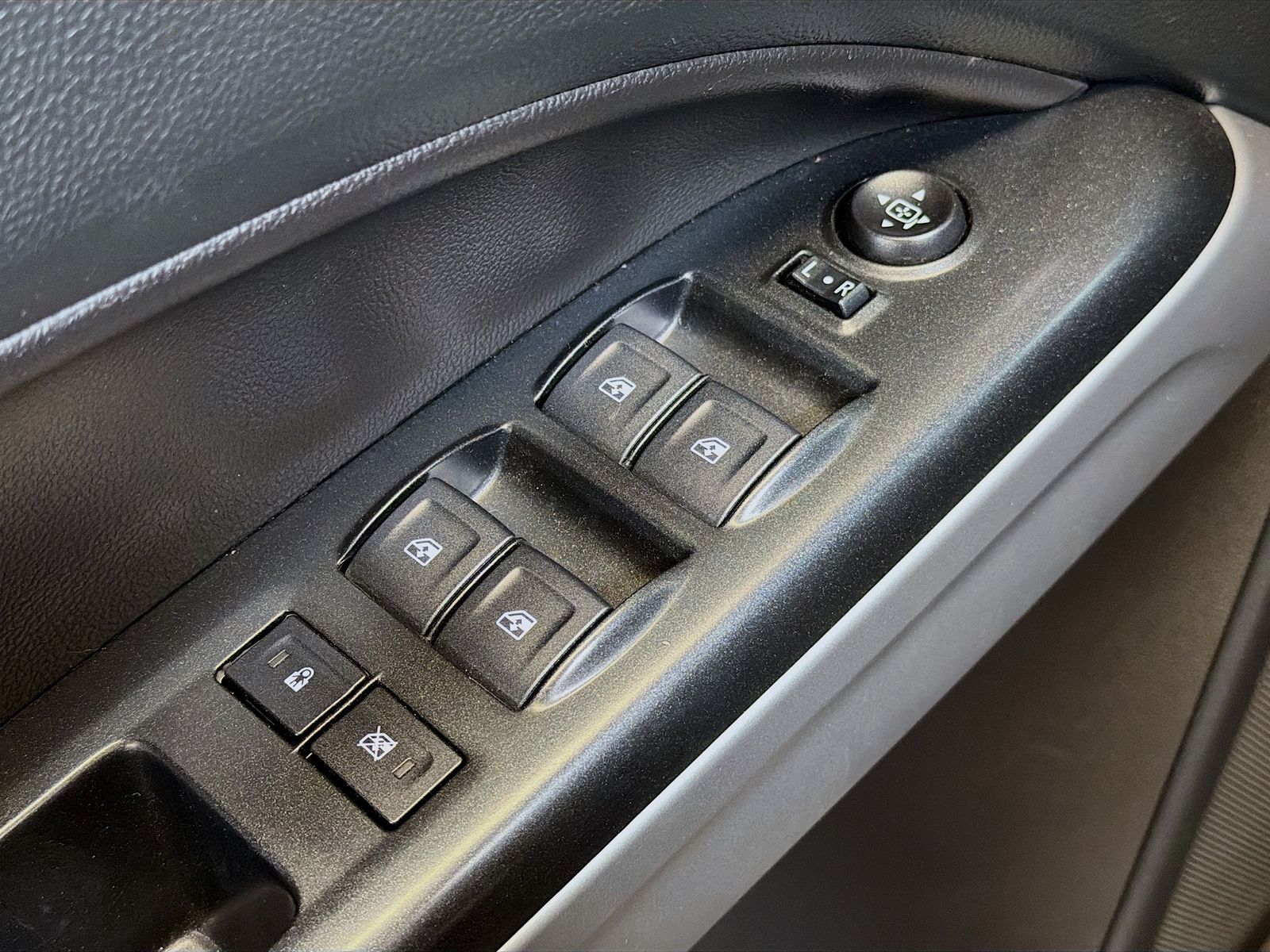 Used 2022 Black Chevrolet LT image 17