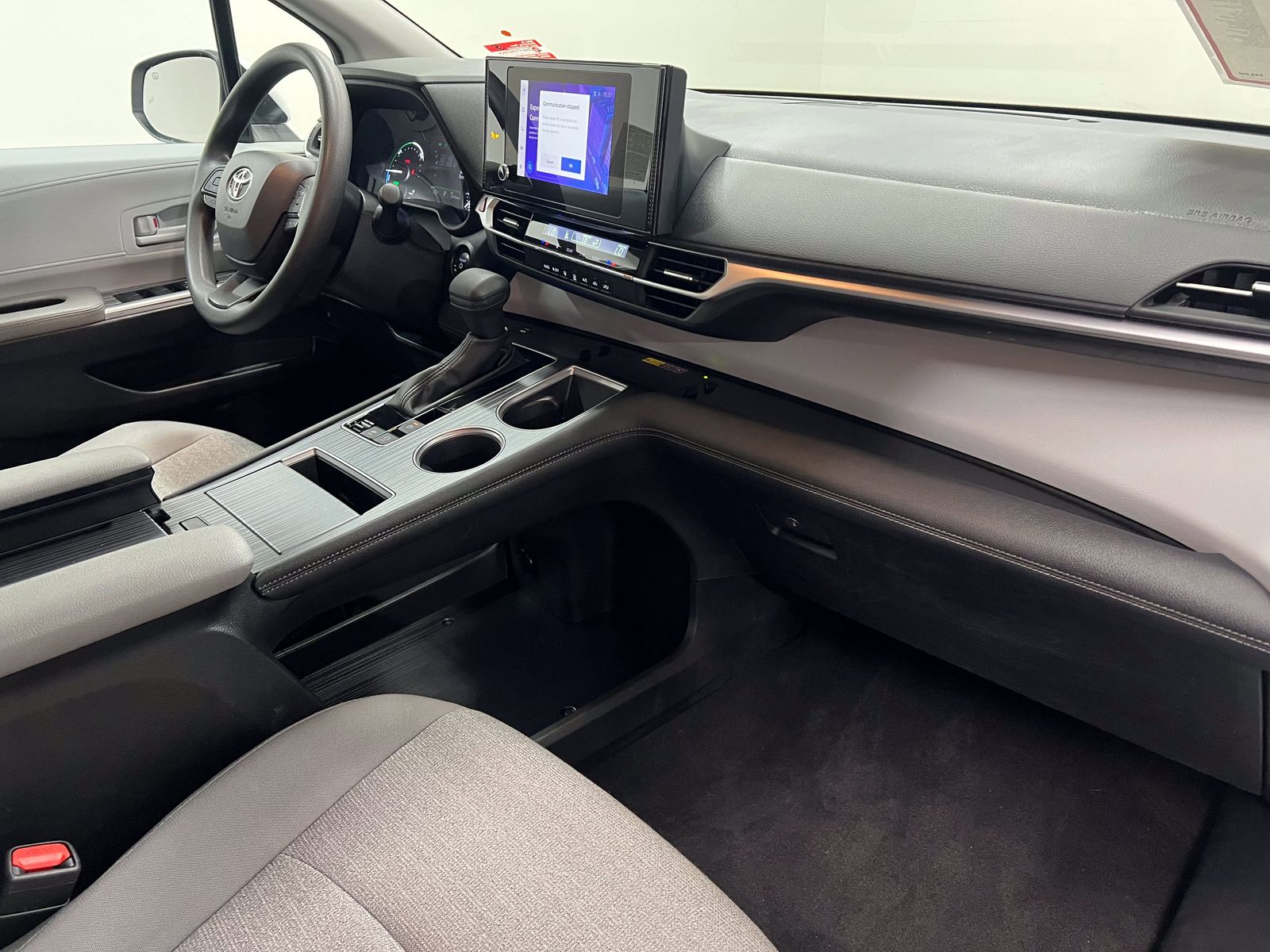 used 2025 Toyota Sienna car, priced at $40,288