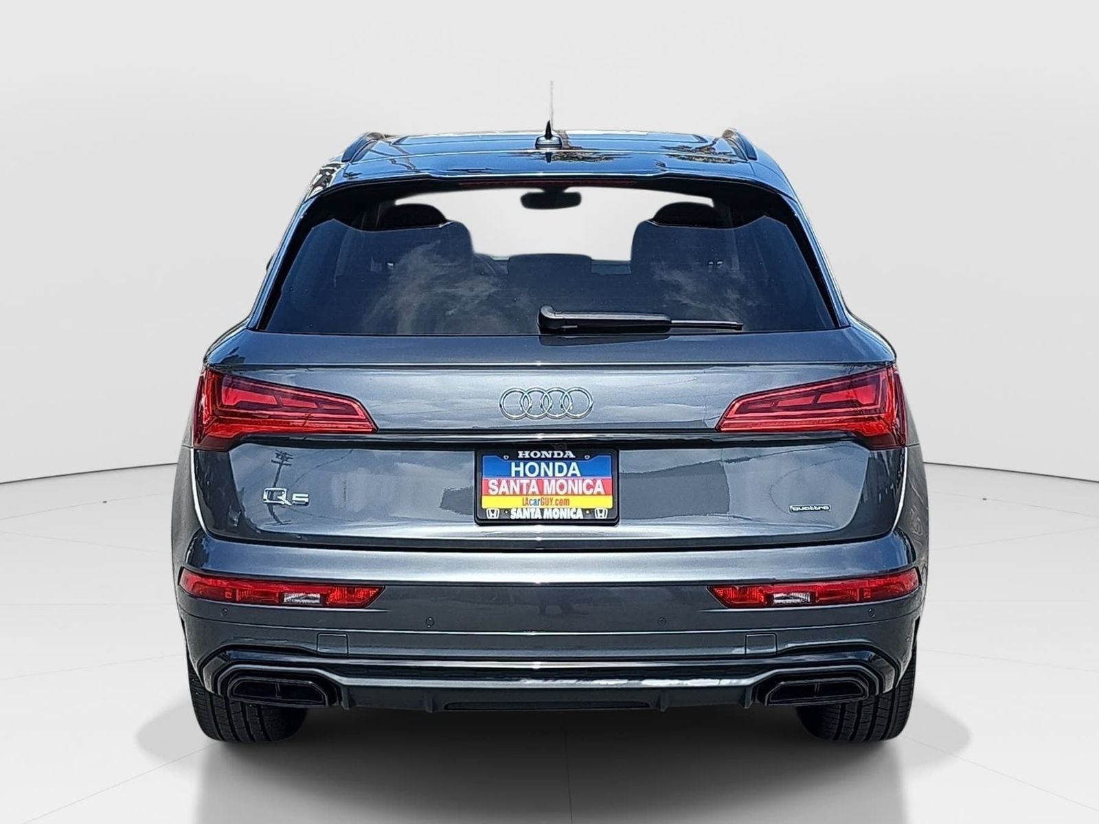 View vehicle photo 6