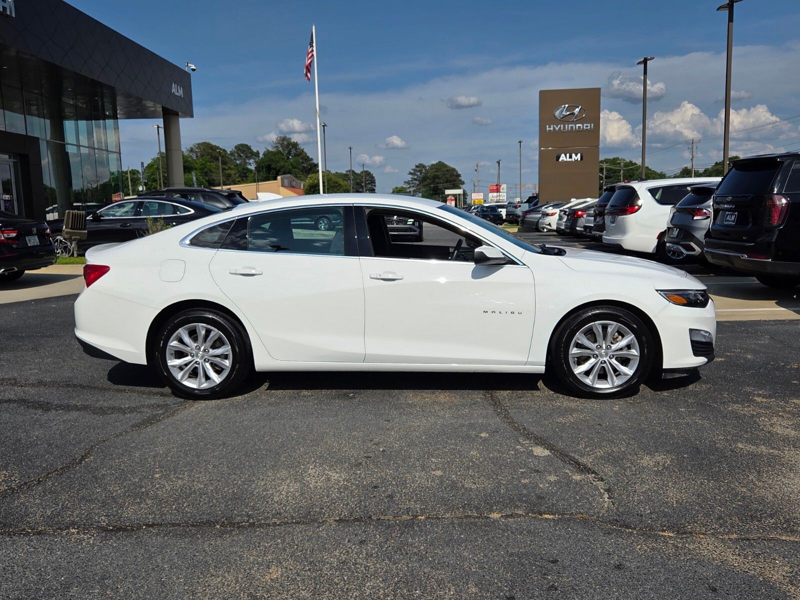 Used 2024 White Chevrolet LT image 15