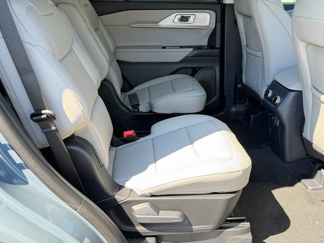 New 2026 Vapor Blue Metallic Ford Active image 12