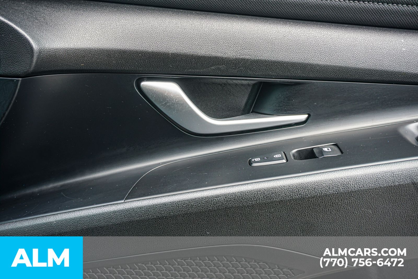 Used 2025 Gray Hyundai SEL Convenience image 49