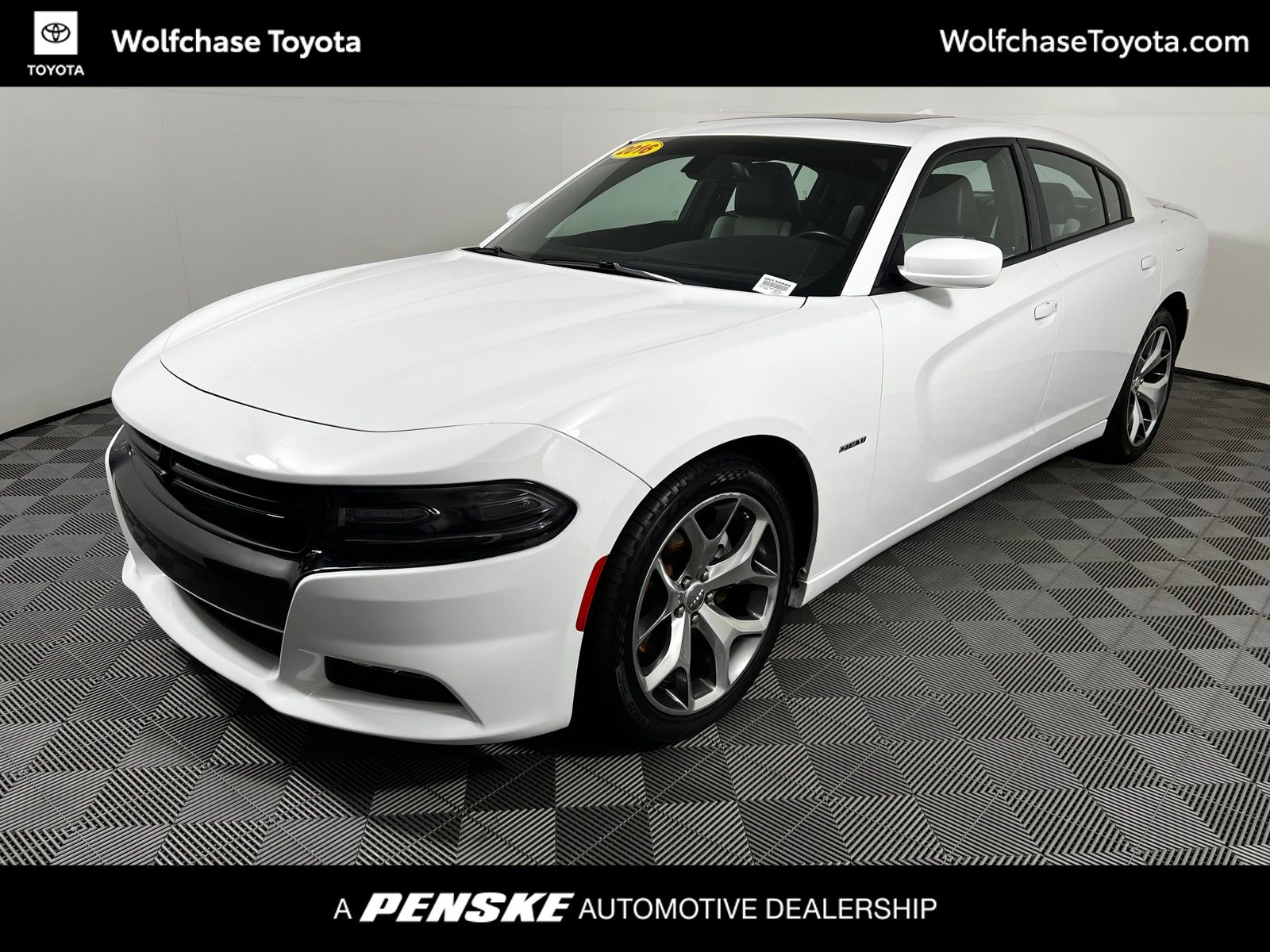 2016 Dodge Charger R/T -
                  Cordova, TN