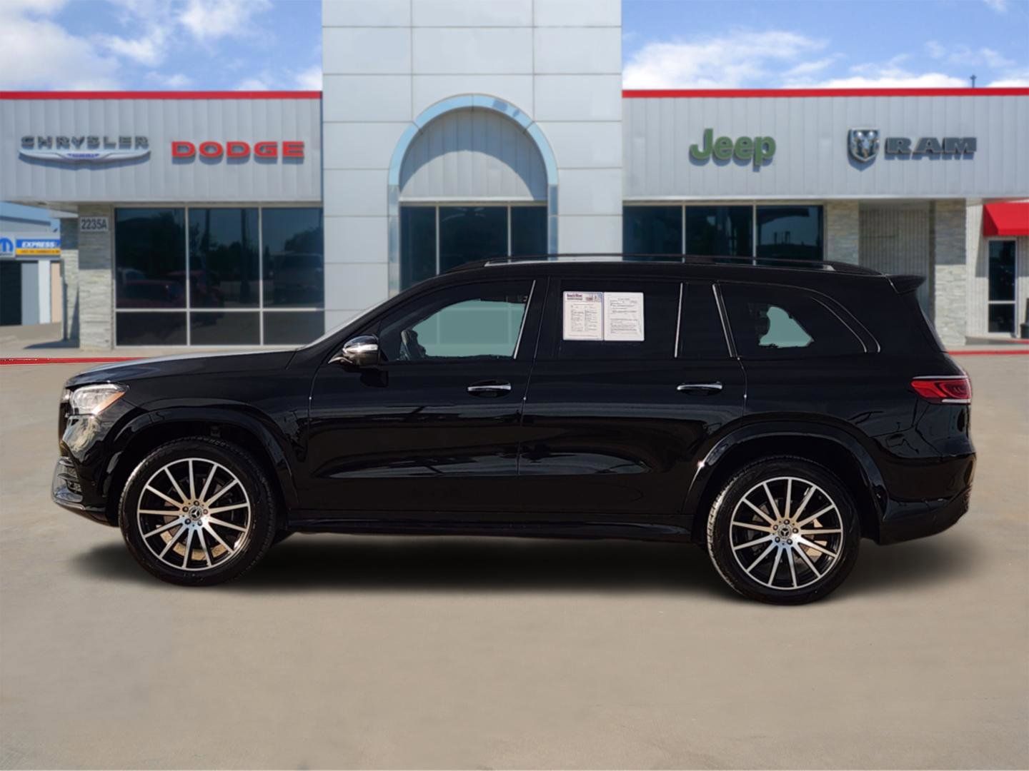 View vehicle photo 3