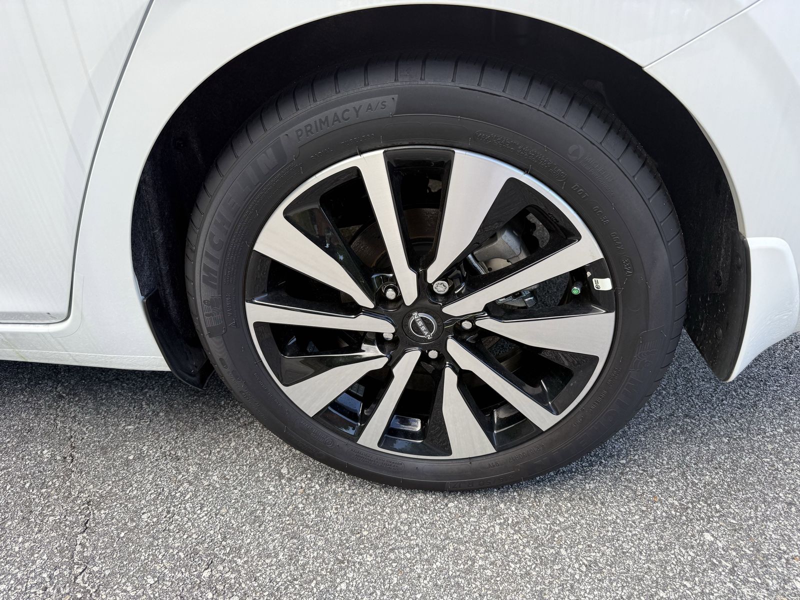 2025 Nissan Sentra SV photo 28