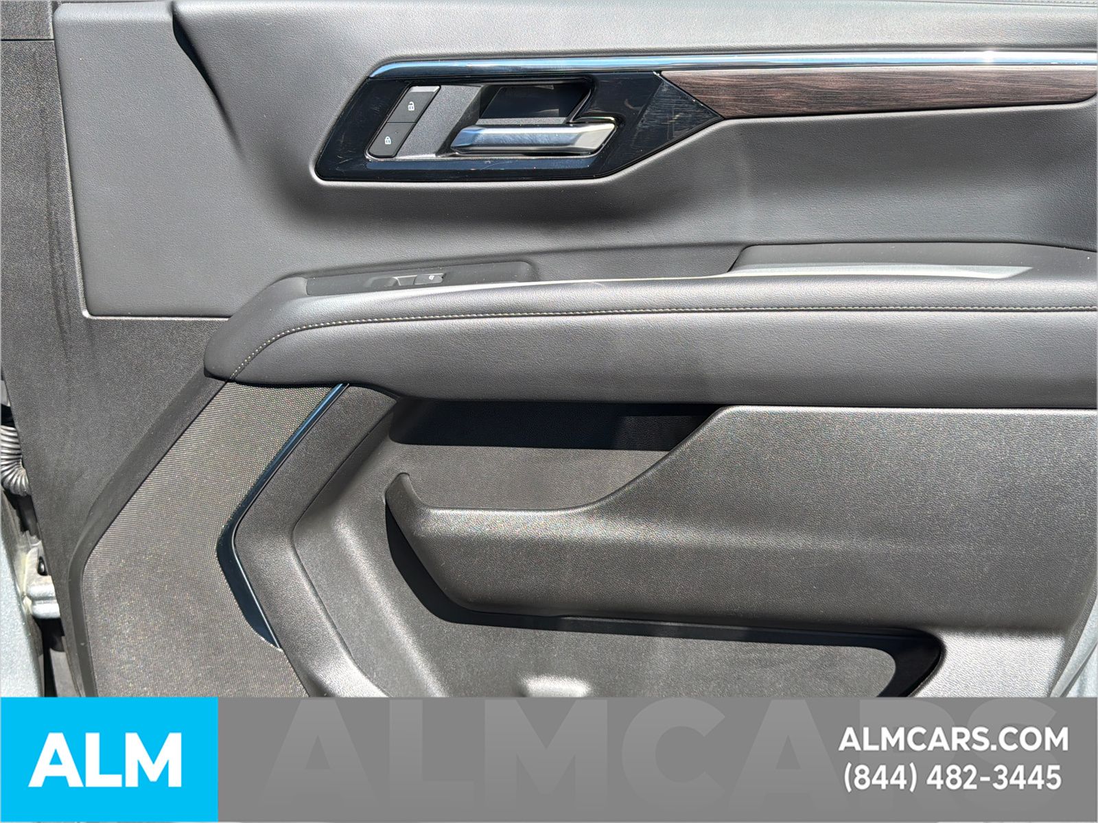 Used 2025 Gray Chevrolet LT image 16