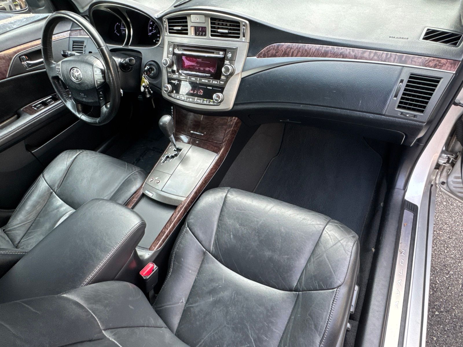 Used 2012 Classic Silver Metallic Toyota Base image 36