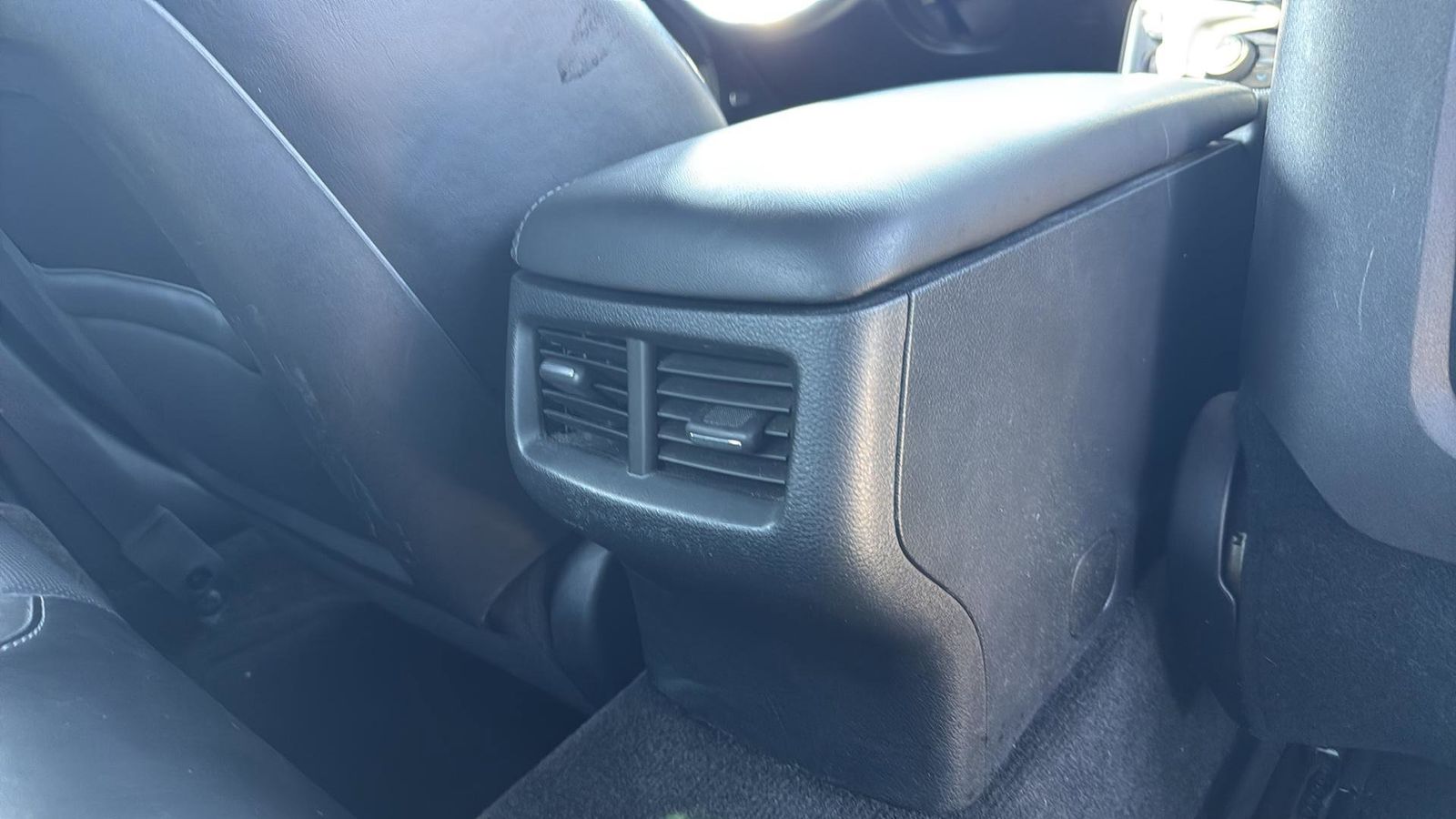 Used Car 2016 Dodge Challenger  Sxt For Sale Under $15,000 In Austin, Texas