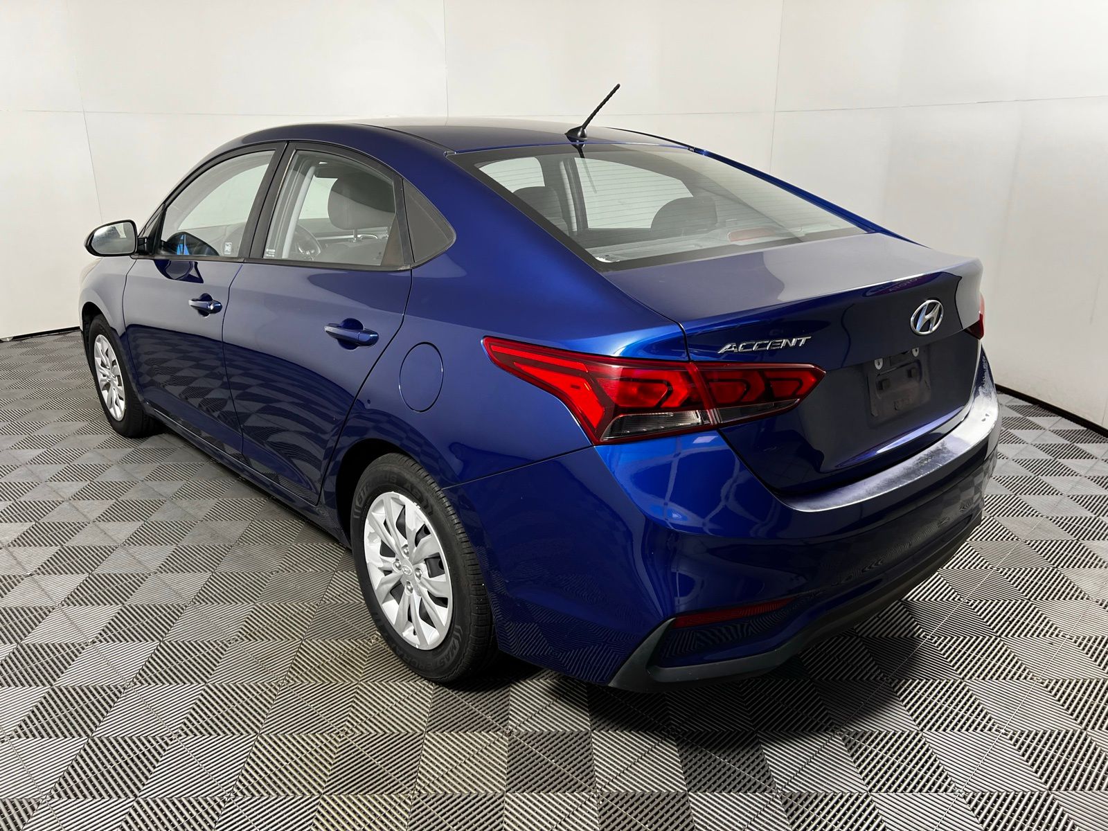 2019 Hyundai Accent SE 7