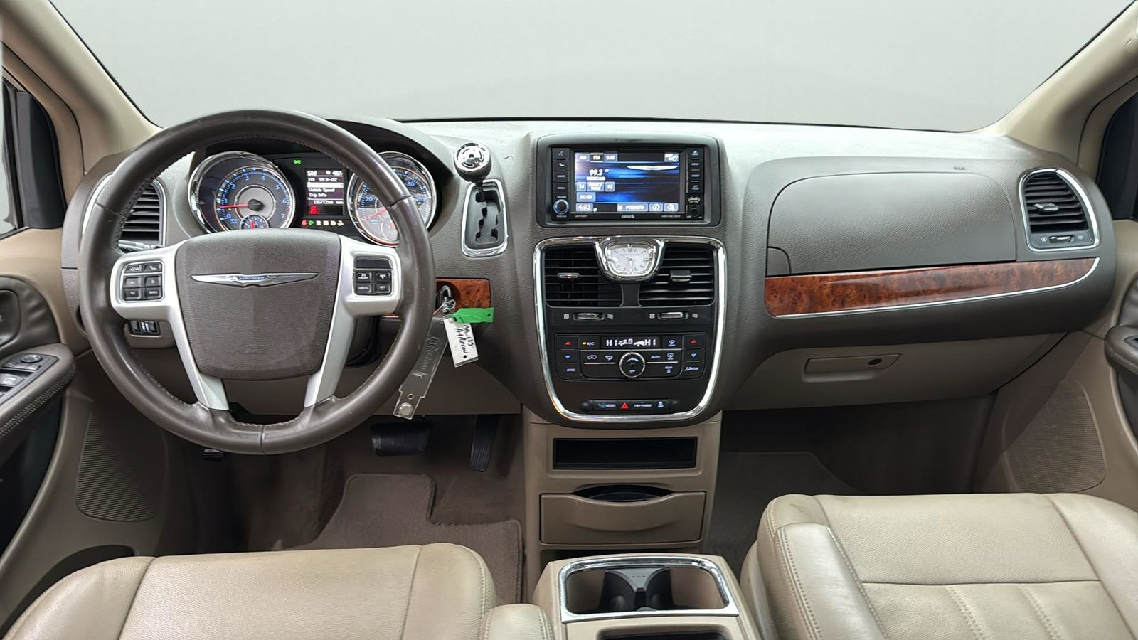 Used Car 2016 Chrysler Town & Country  Touring For Sale Under $10,000 In Austin, Texas