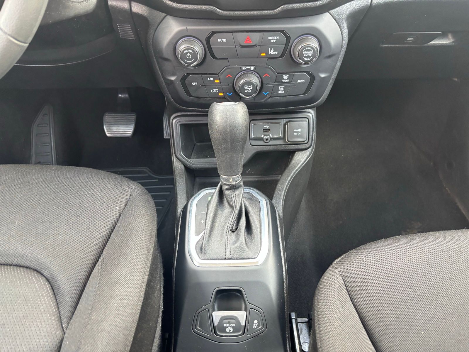 Used Car 2021 Jeep Renegade  Sport For Sale Under $15,000 In Austin, Texas