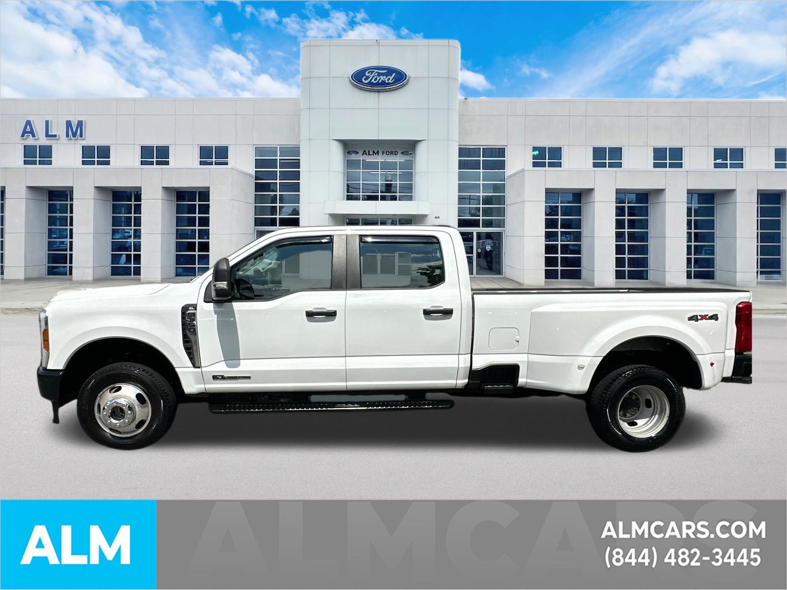 Used 2024 Oxford White Ford XL image 9