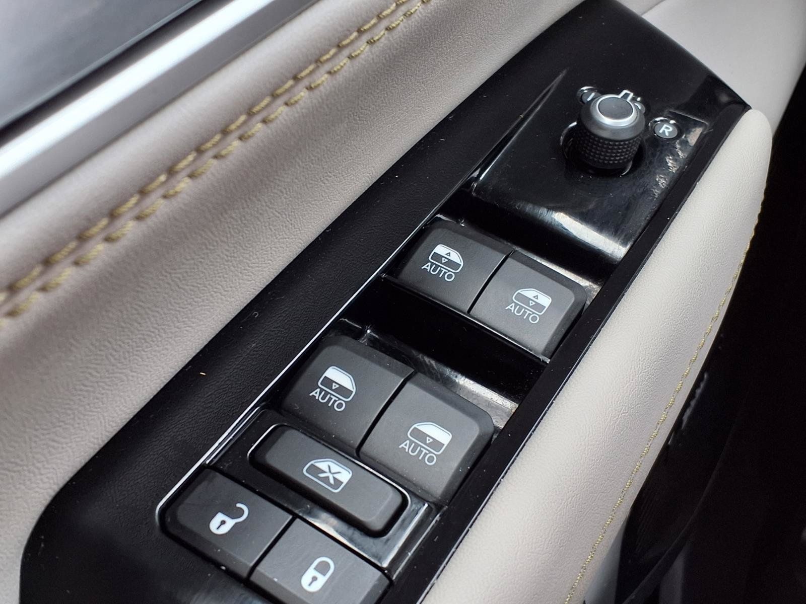 2022 Jeep Wagoneer Series III White at Bayshore Chrysler Jeep Dodge Ram