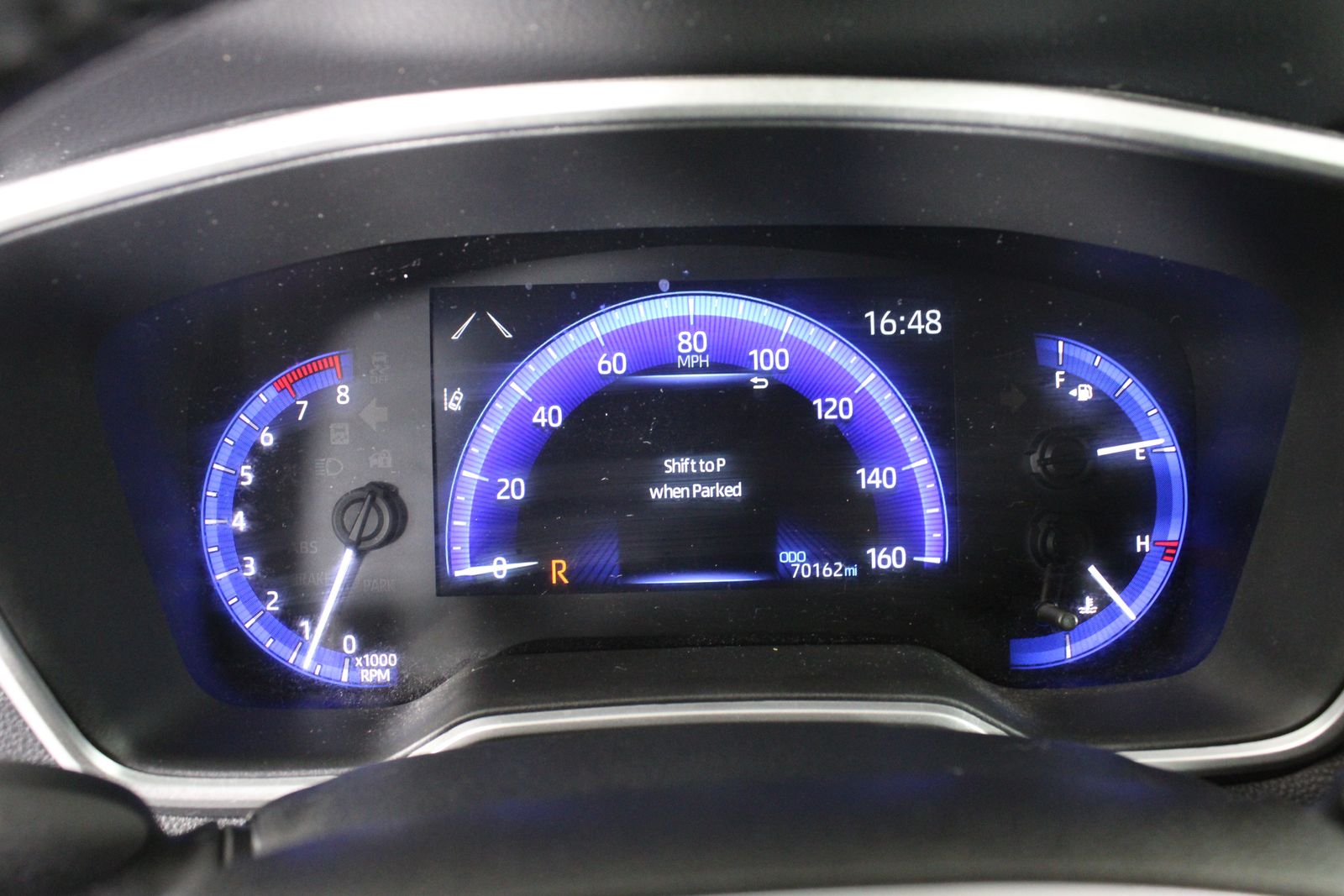 Used 2022 Beige Toyota XLE image 6