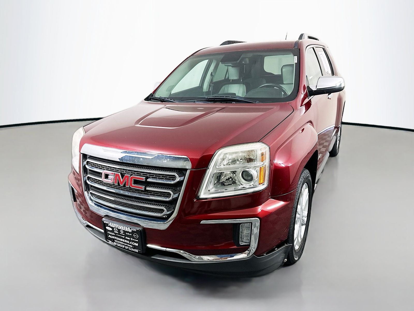 View vehicle photo 3