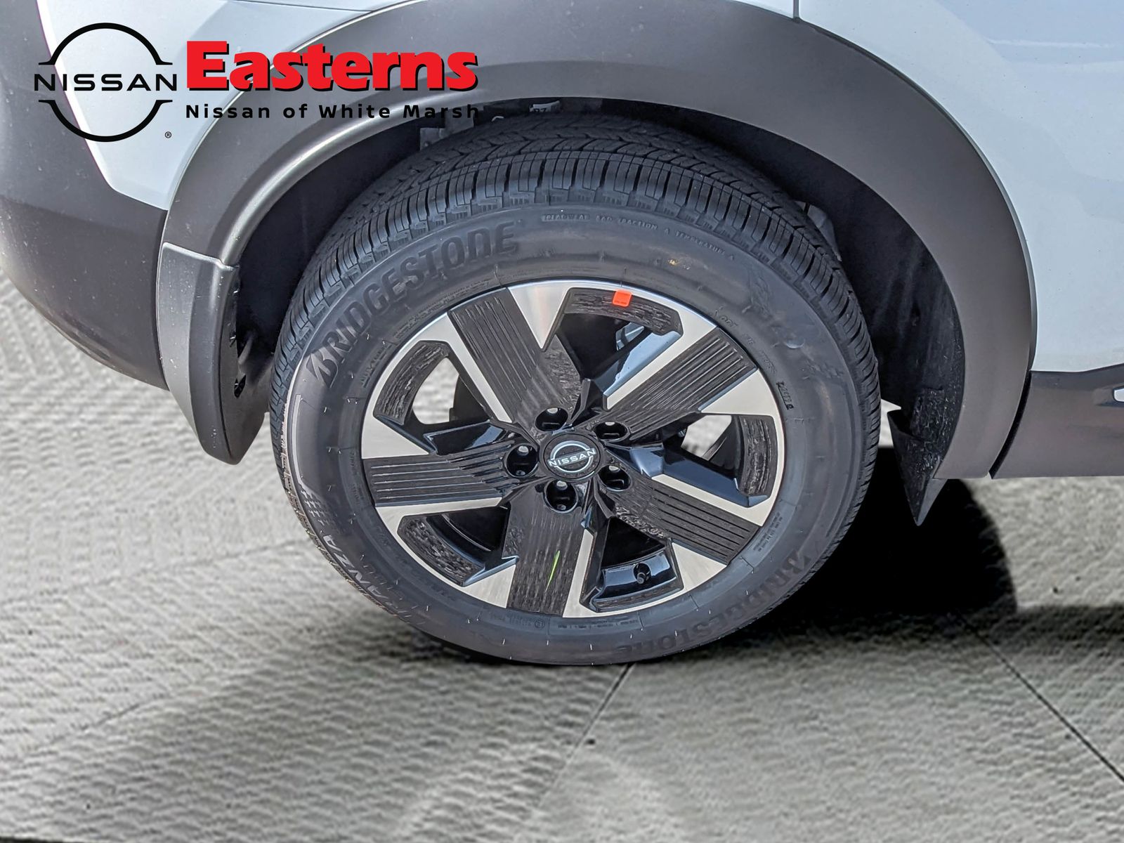 2025 Nissan Kicks SV photo 11