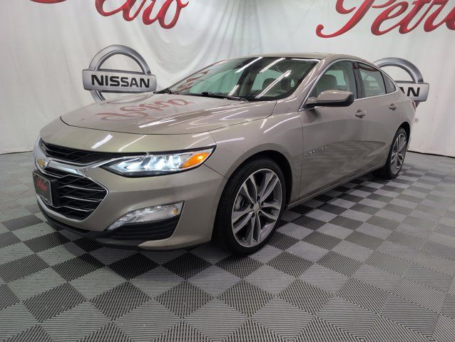 Mineral Gray Metallic 2024 Chevrolet Malibu LT with 2LT FWD Sedan Front-Wheel Drive Continuously Variable Transmission