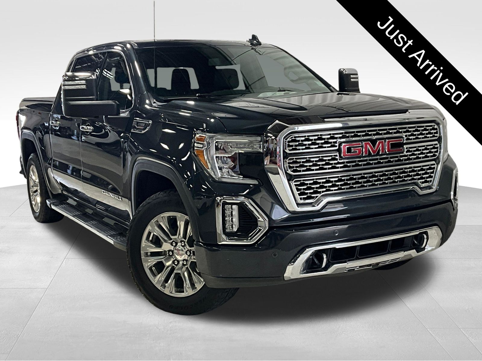 Hunter Metallic 2021 GMC Sierra 1500 Denali Crew Cab 4WD Pickup Truck Four-Wheel Drive Automatic