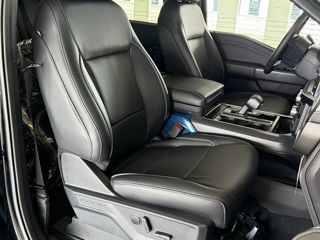 New 2026 Agate Black Metallic Ford Lariat image 10