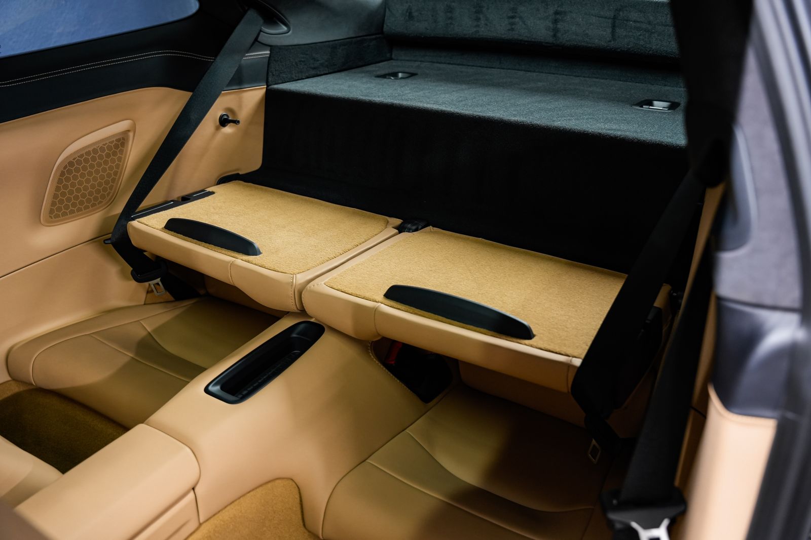 2015 Porsche 911 Carrera 4S — photo 24