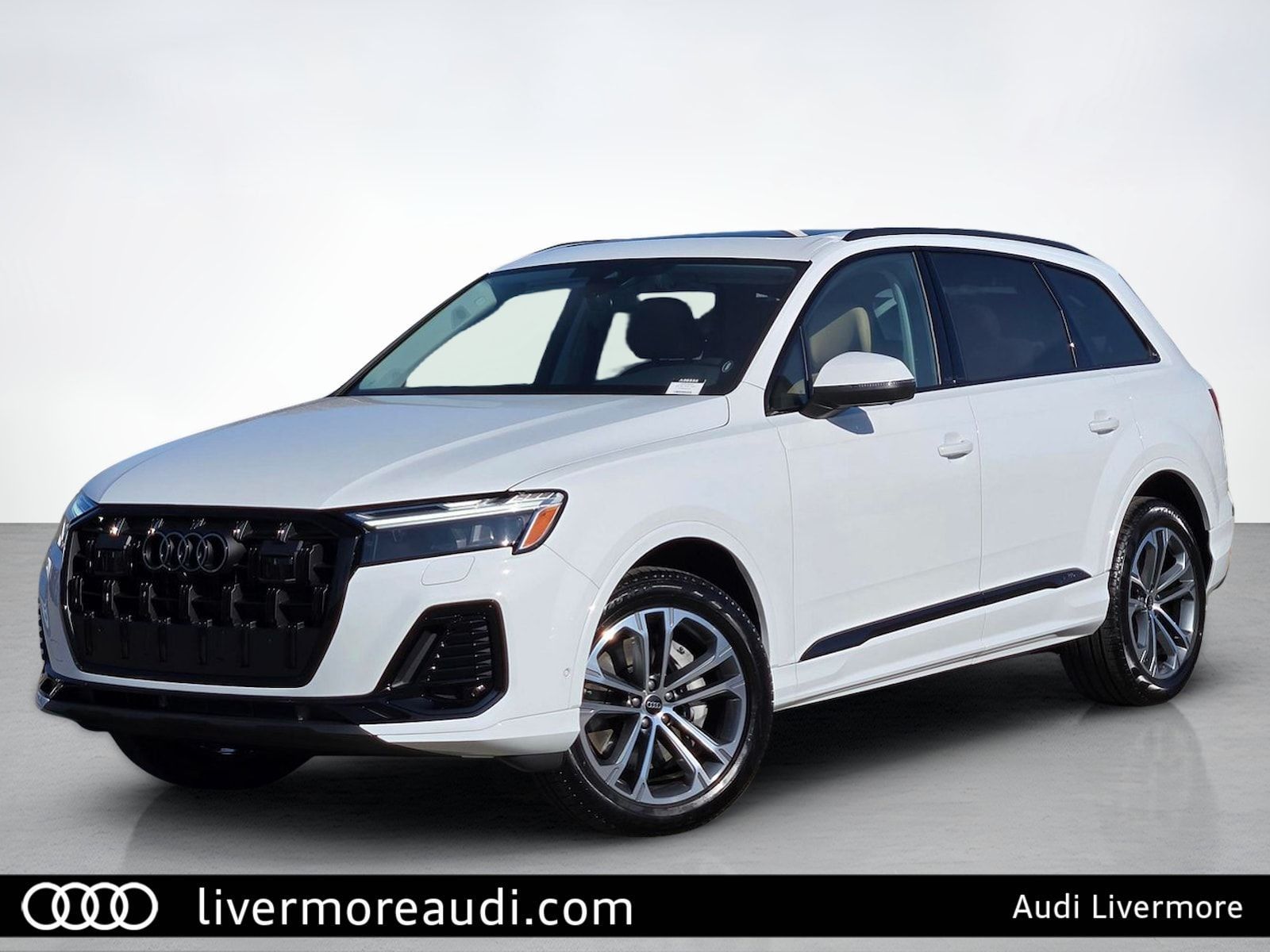 Glacier White Metallic 2026 Audi Q7 SUV / Crossover All-Wheel Drive 8-Speed Automatic