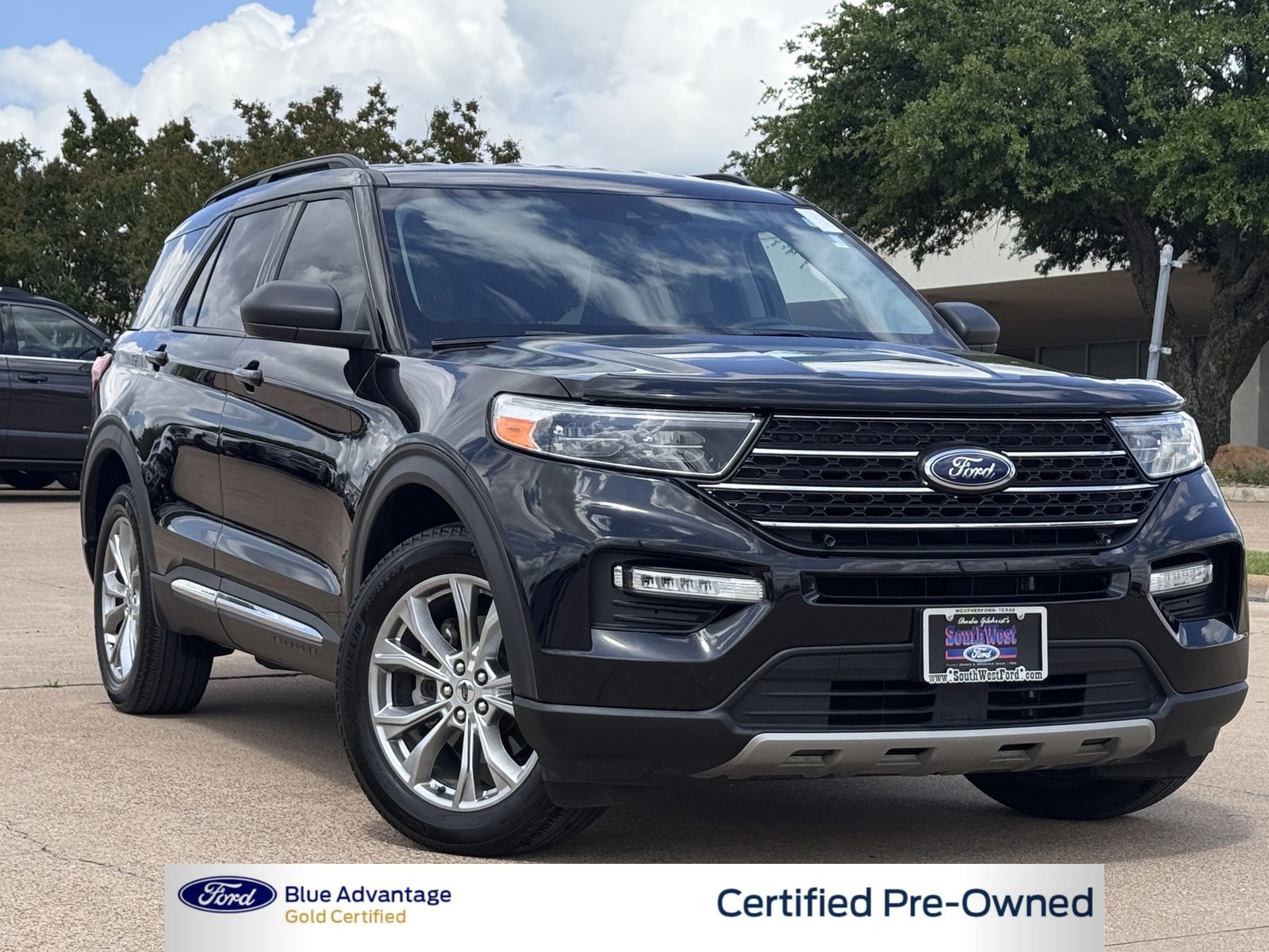 Black Metallic 2023 Ford Explorer XLT AWD SUV / Crossover All-Wheel Drive Automatic