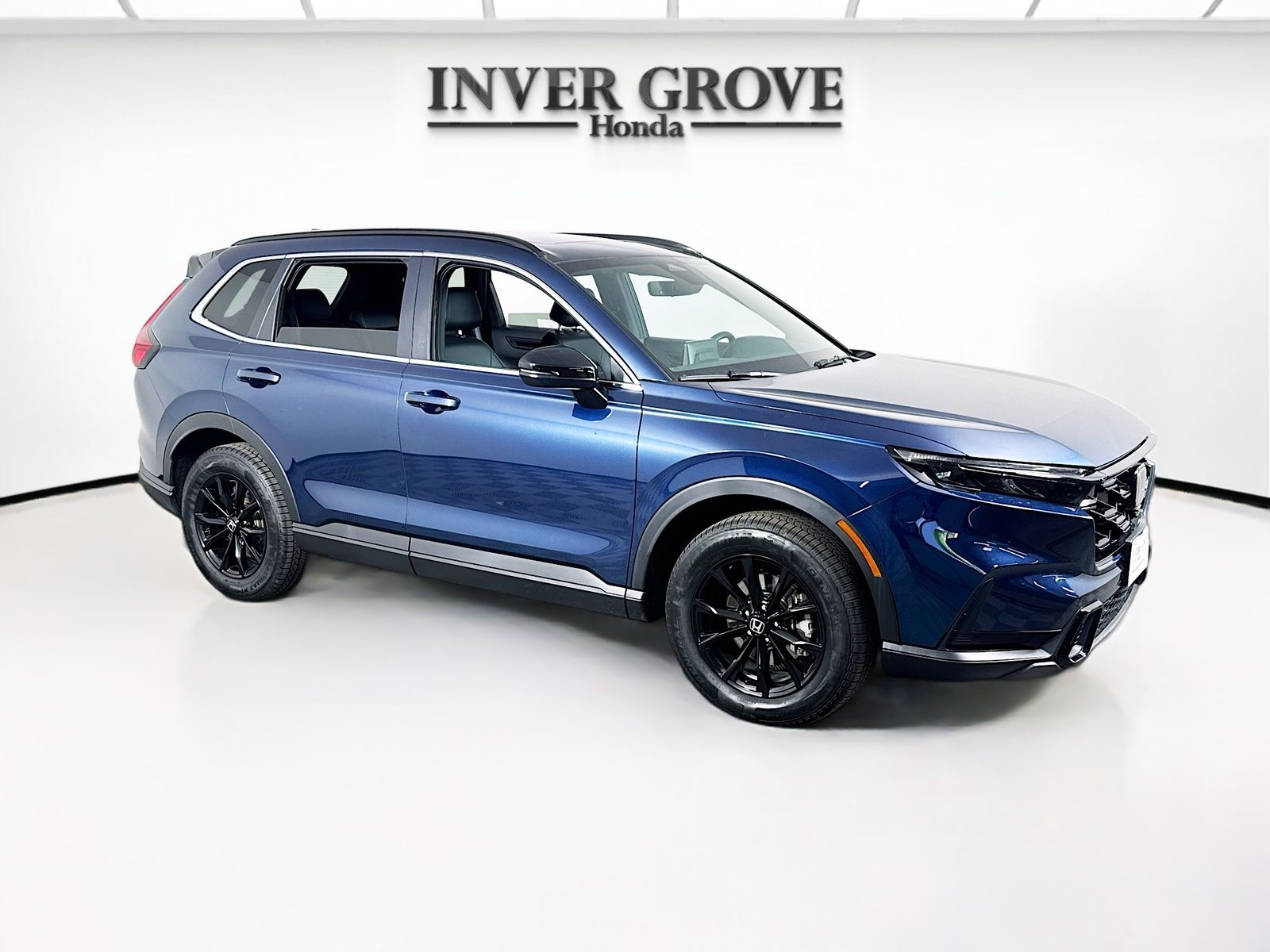 View vehicle photo 3