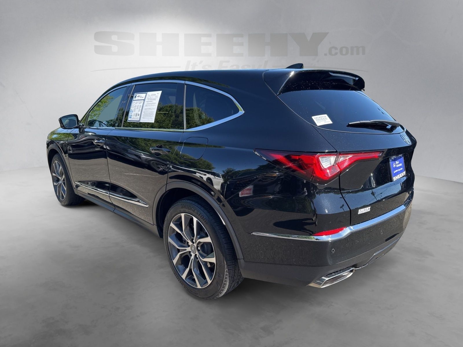 Used 2024 Majestic Black Pearl Acura Technology image 14