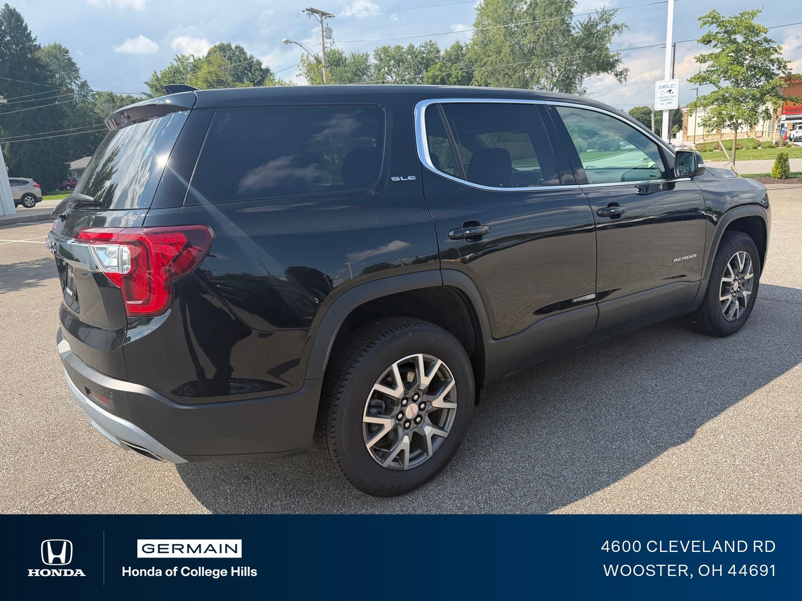 Used 2023 Black GMC SLE image 7