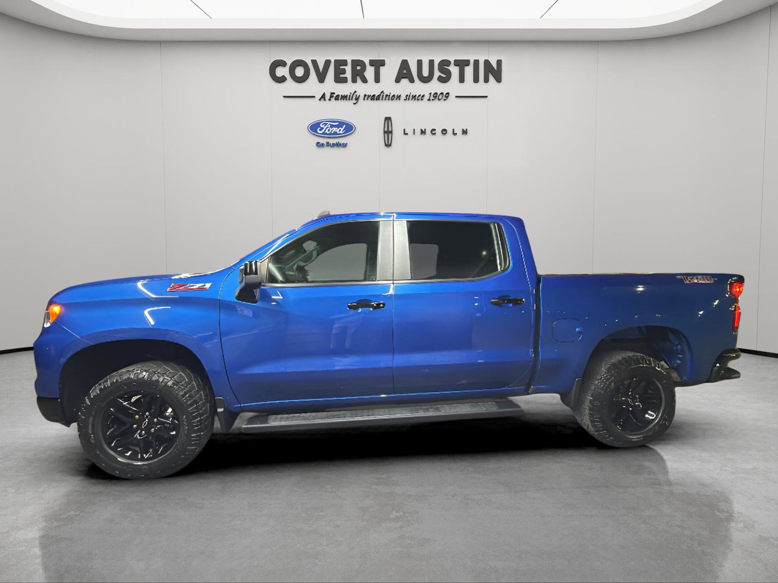 Used Car 2022 Chevrolet Silverado 1500  Lt Trail Boss For Sale Under $50,000 In Austin, Texas