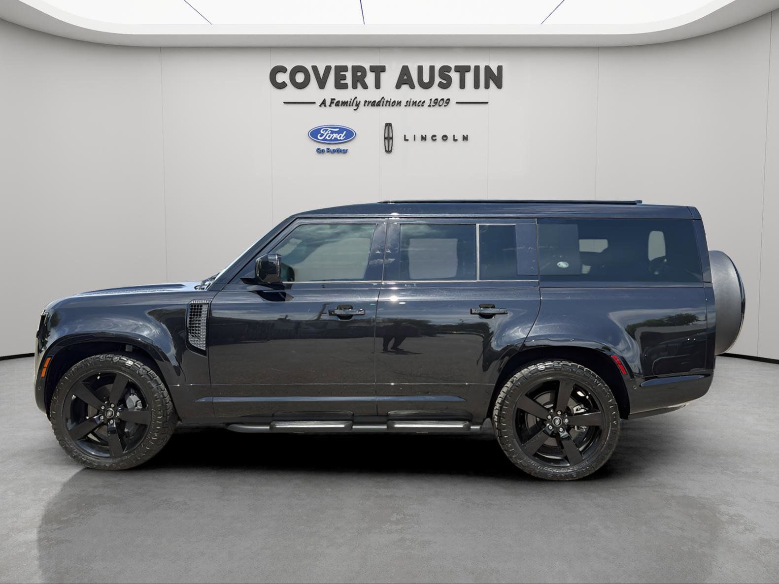 Used Car 2024 Land Rover Defender 130  X-dynamic Se For Sale Under $80,000 In Austin, Texas