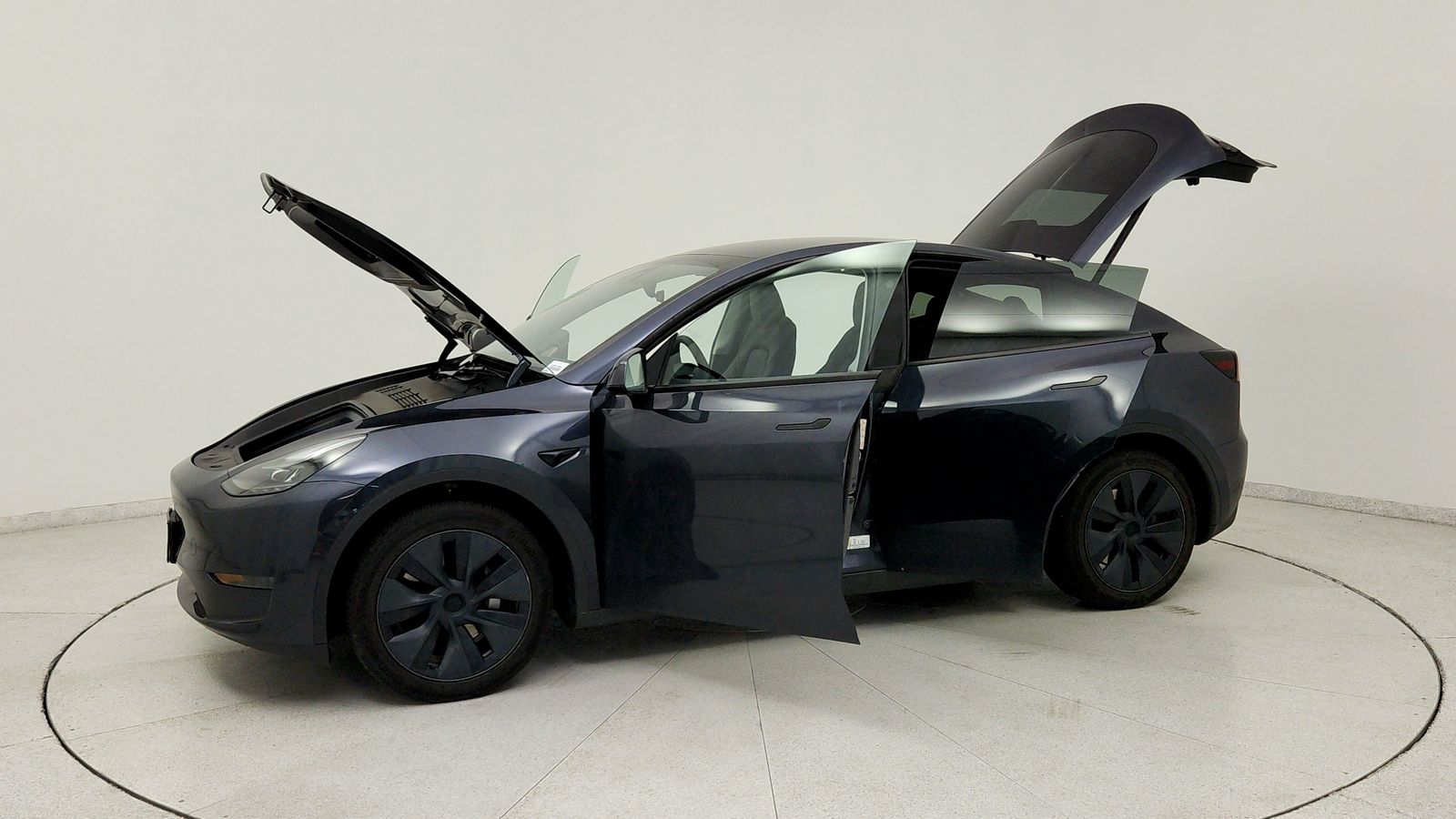 Used 2024 Gray Tesla Long Range image 12