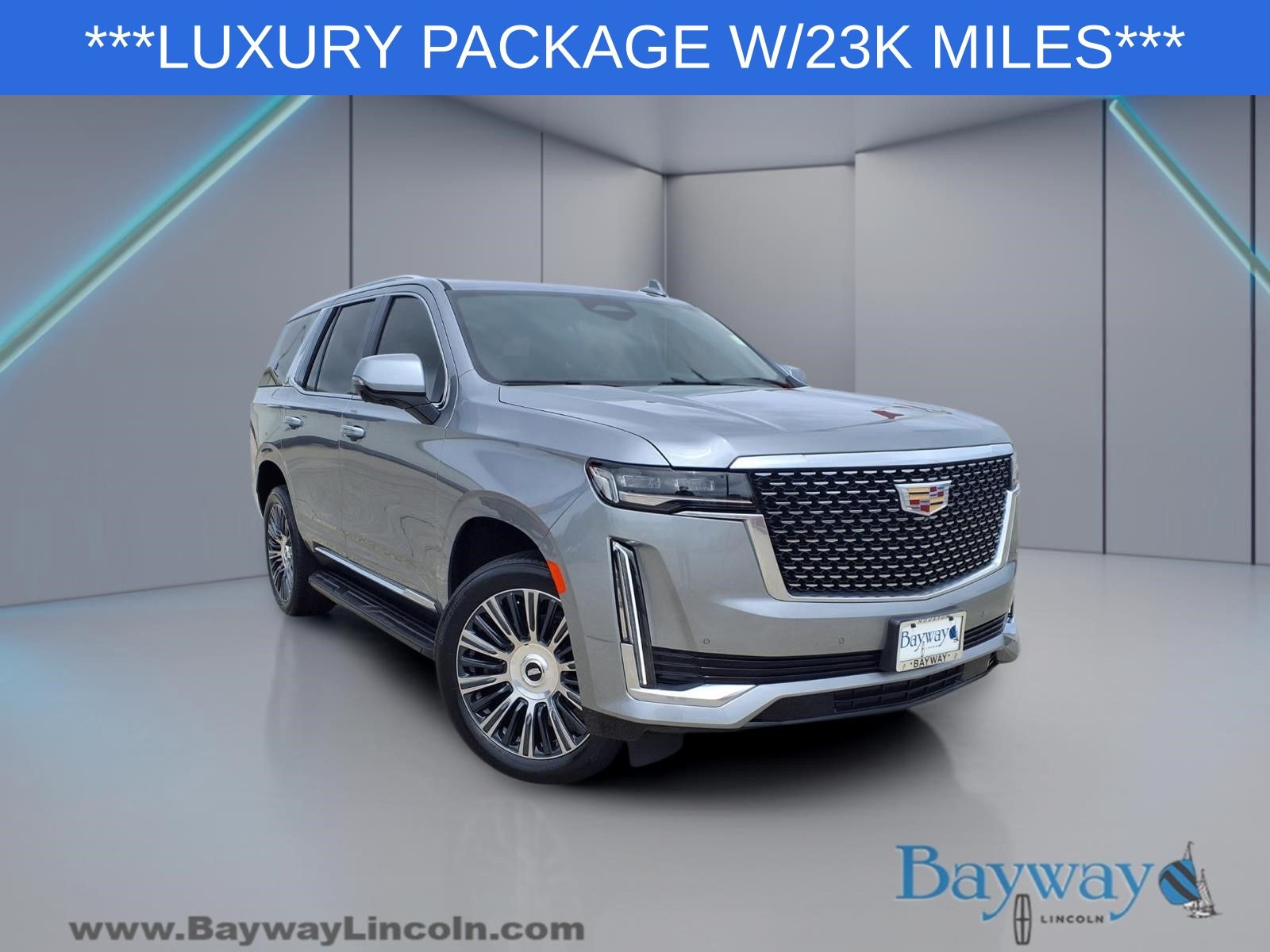 Argent Silver Metallic 2023 Cadillac Escalade Luxury RWD SUV / Crossover Rear-Wheel Drive Automatic