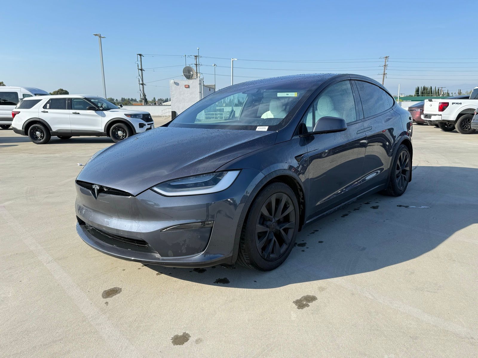 2023 Tesla Model X Standard Range AWD