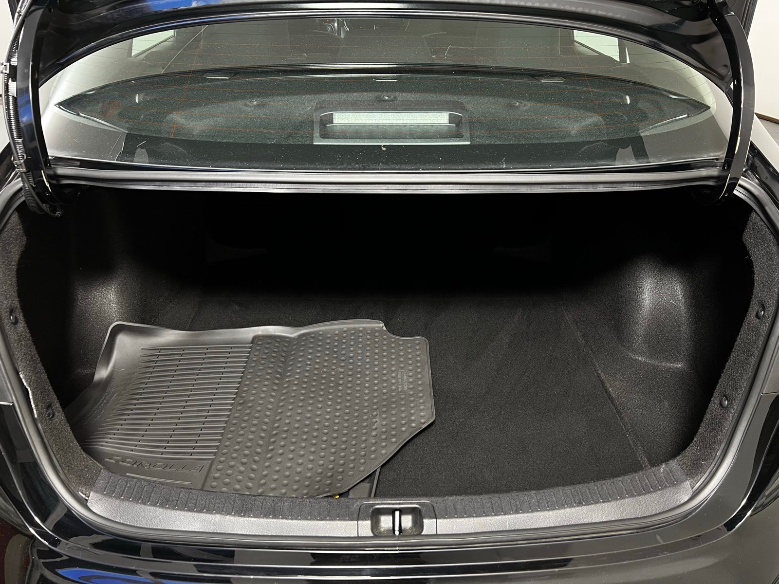 Thumbnail: 2024 Toyota Corolla - 22