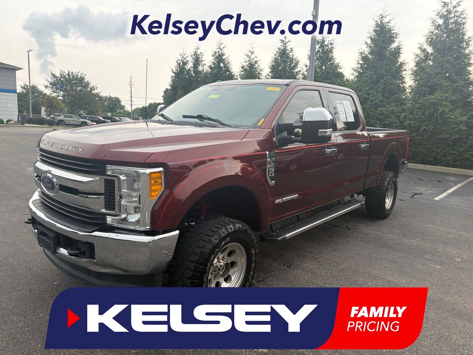 Red (Bronze Fire Metallic) 2017 Ford F-250 Super Duty Pickup Truck Four-Wheel Drive 6-Speed Automatic
