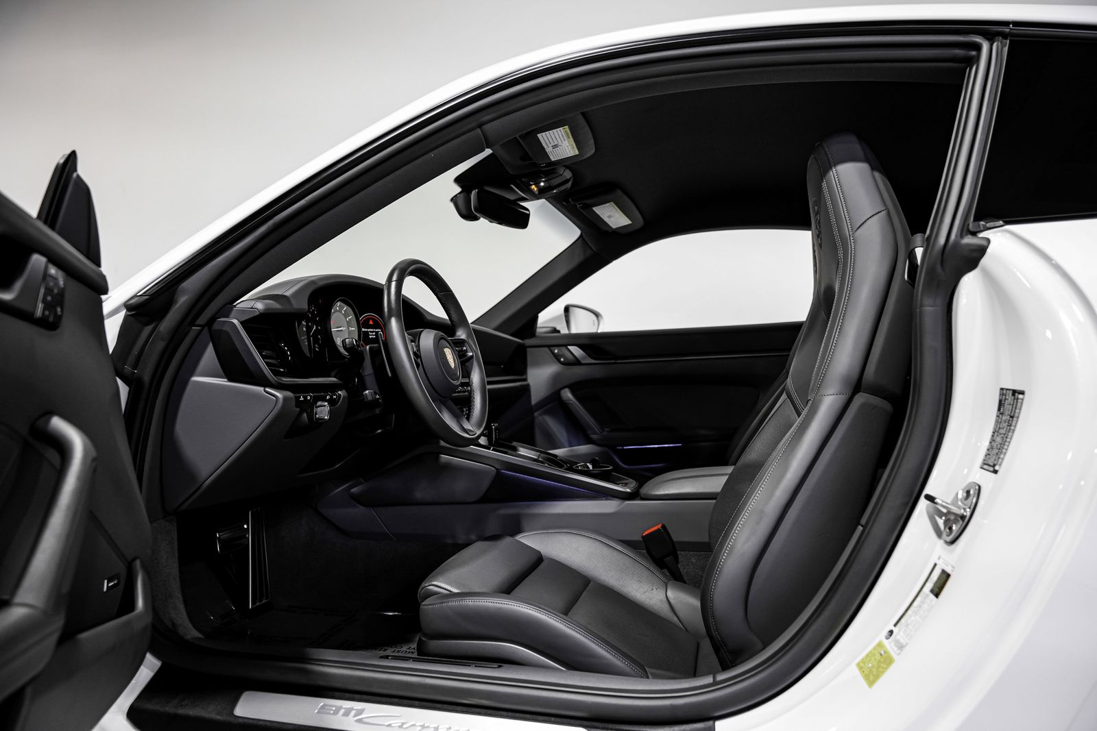 2023 Porsche 911 Carrera — photo 20