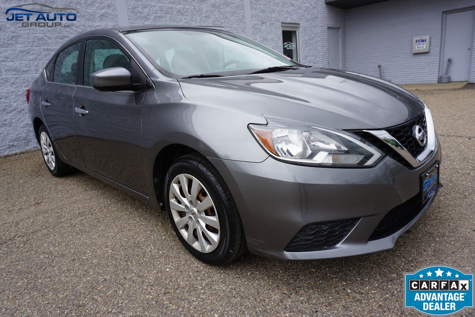 Gray (Gun Metallic) 2016 Nissan Sentra S Sedan Front-Wheel Drive Continuously Variable Transmission