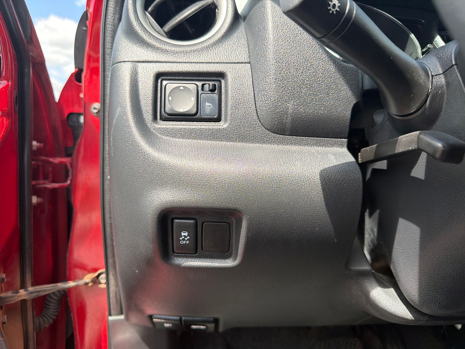 Used 2015 Nissan Versa 1.6 SV 4D Sedan