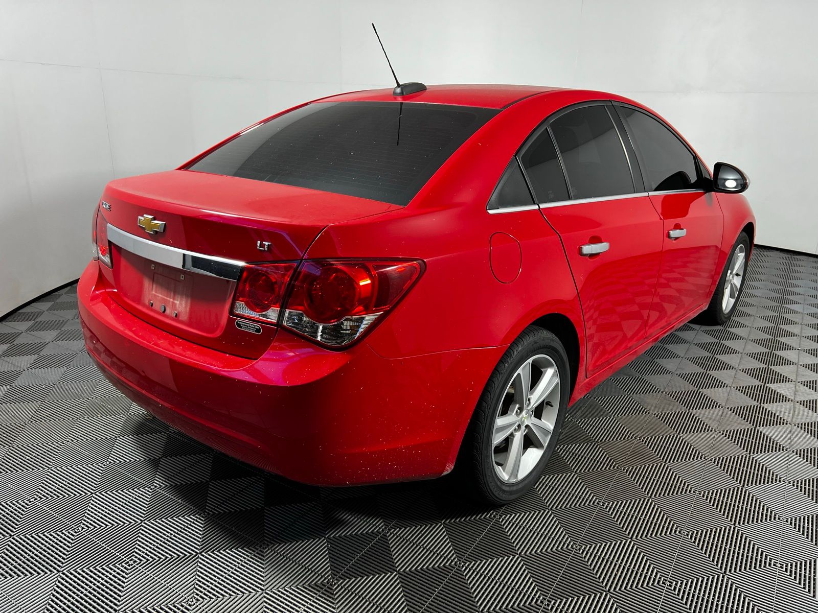Thumbnail: 2015 Chevrolet Cruze - 5