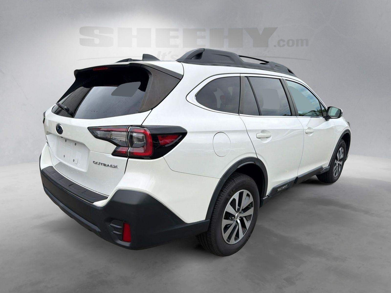 Used 2021 Crystal White Pearl Subaru Premium image 12