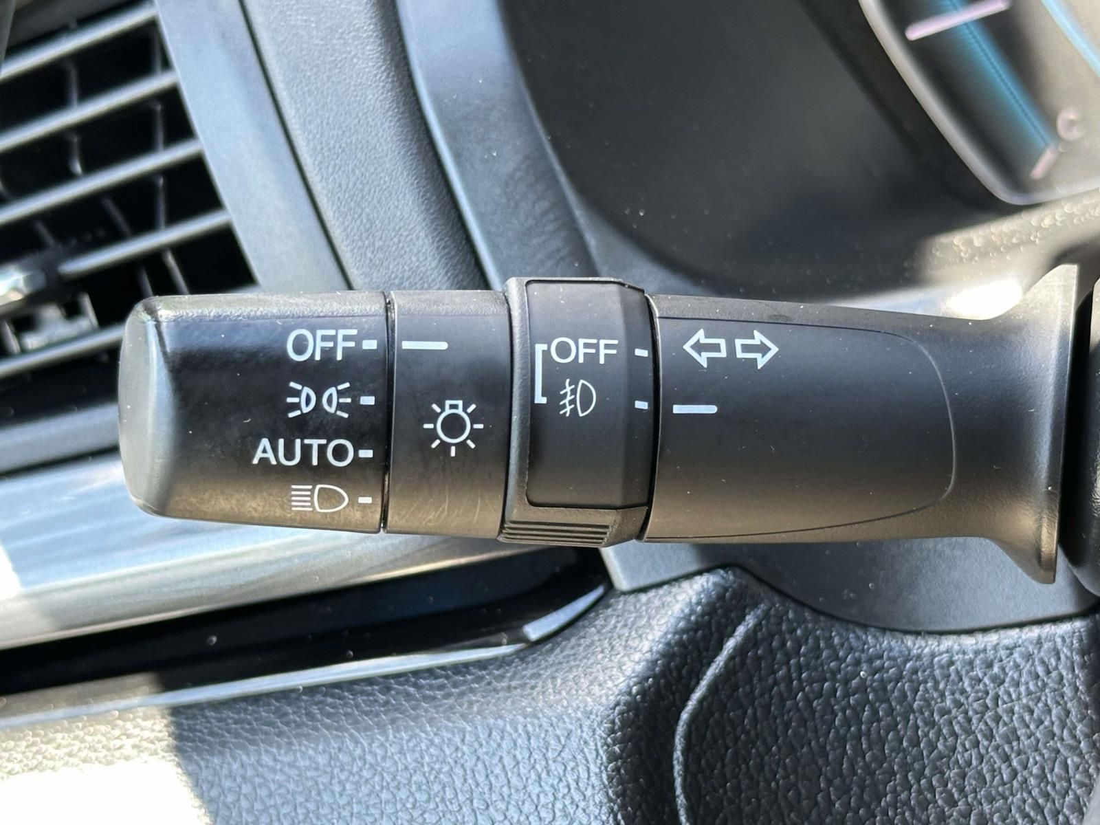 Used 2022  Honda Elite image 33
