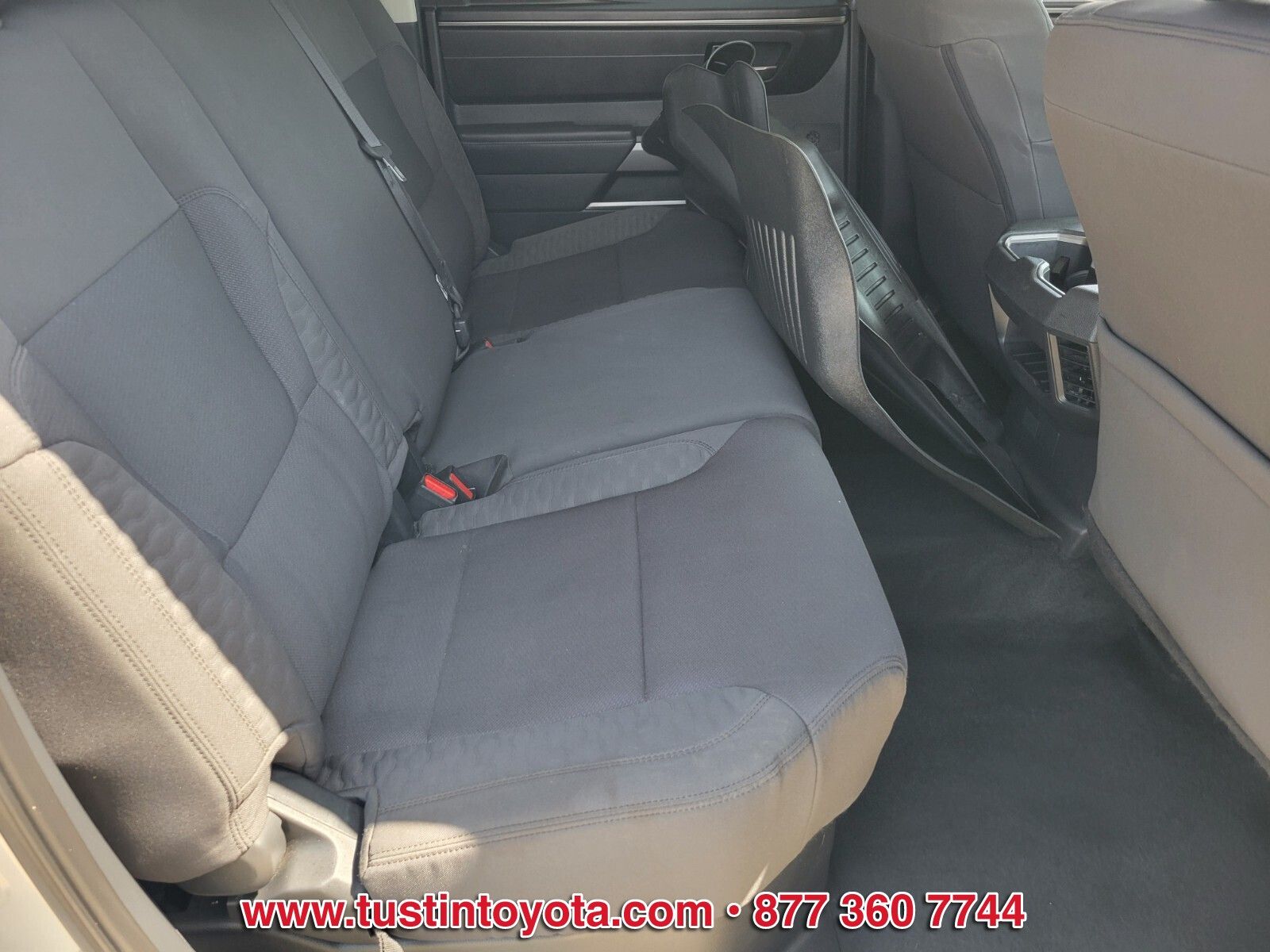 Used 2022 Silver Toyota SR5 image 14