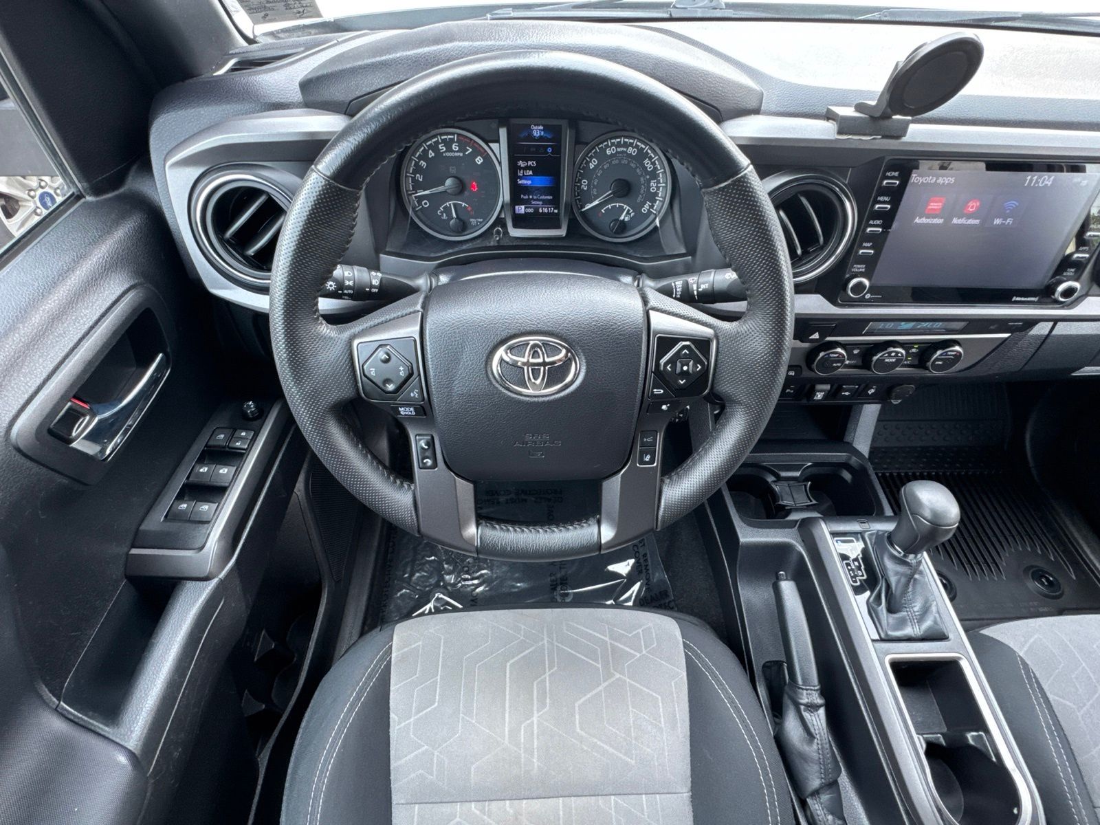 Used 2022 White Toyota TRD Off-Road image 27