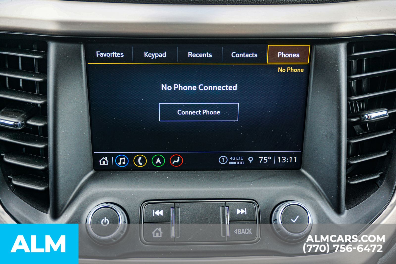 Used 2023 White GMC Denali image 40